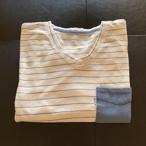 Striped Levi’s tshirt!